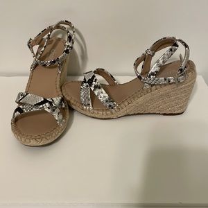 Charles by Charles David. Size 6.5